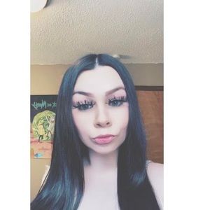 Meet your Posher, Jenna